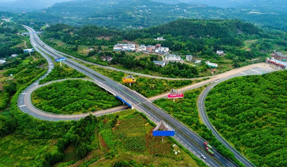 成（都）巴（中）高速恩阳出口